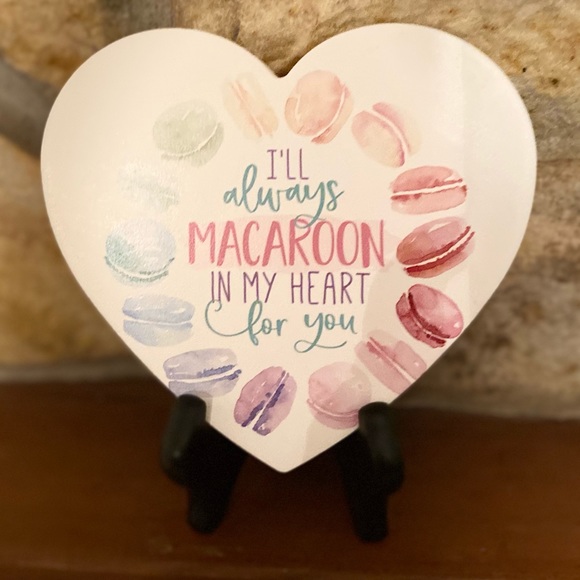 Valentine’s Day Macaroon Heart Sign, “I’ll Always Macaroon In My Heart For You” - Picture 7 of 15